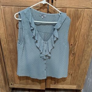 Chic Ruffled Sleeveless Blouse - Light Blue